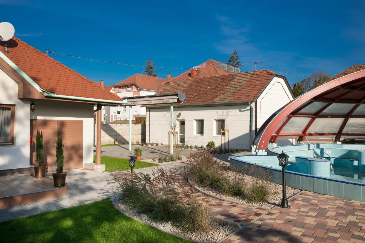 Aquasol Resort Mosonmagyaróvár Exterior foto